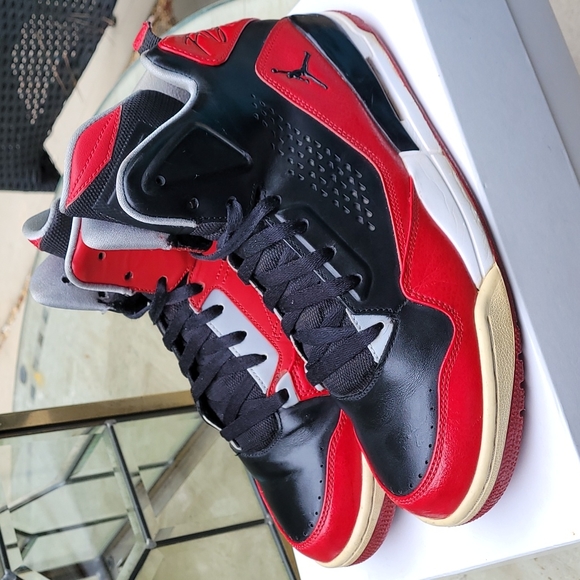 Jordan Other - Air Jordan Flight SC-3 Bred red and black sneakers size 9